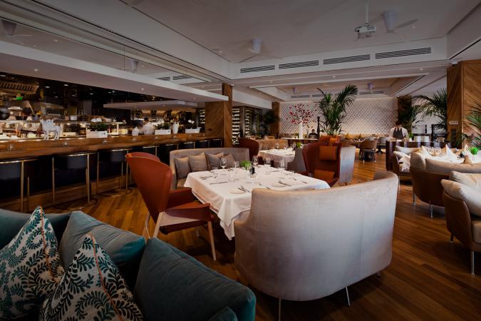 restaurant_selfie_photo1