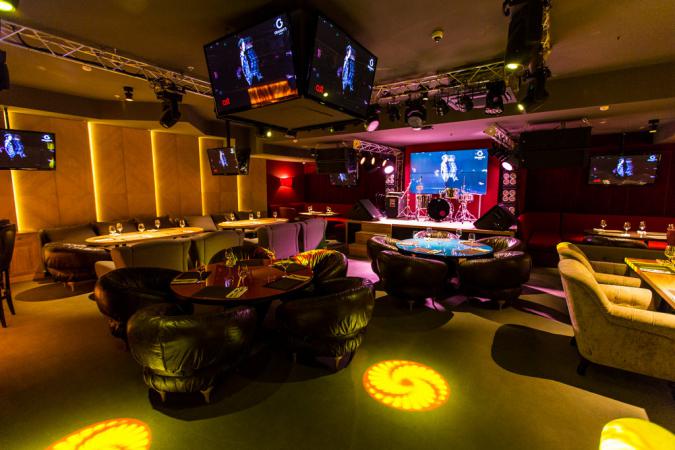 karaoke_club_grammys_photo_2