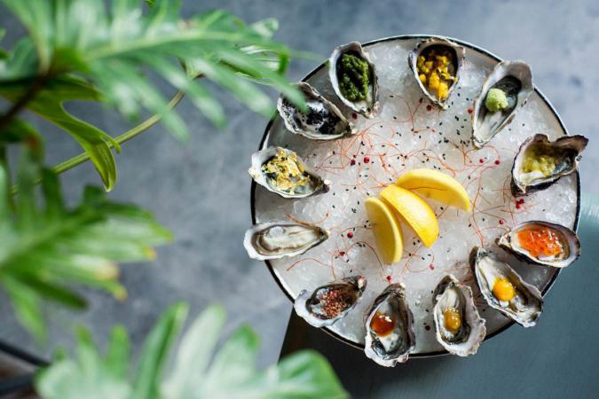 lure_oyster_bar_5