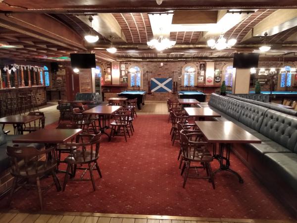 restoran_the_kings_bronzovyj_lev_photo3