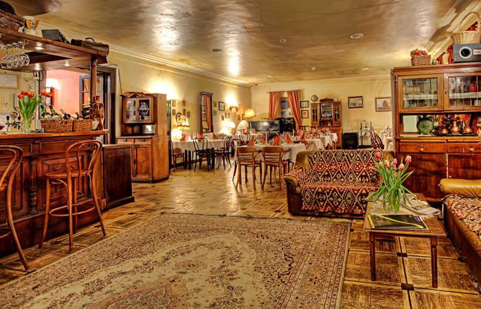 kafe_klub_dacha_na_pokrovke_photo1