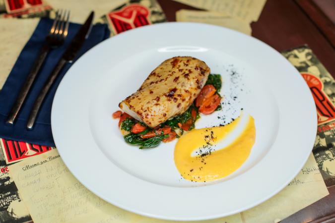 help_friends_bar_photo11