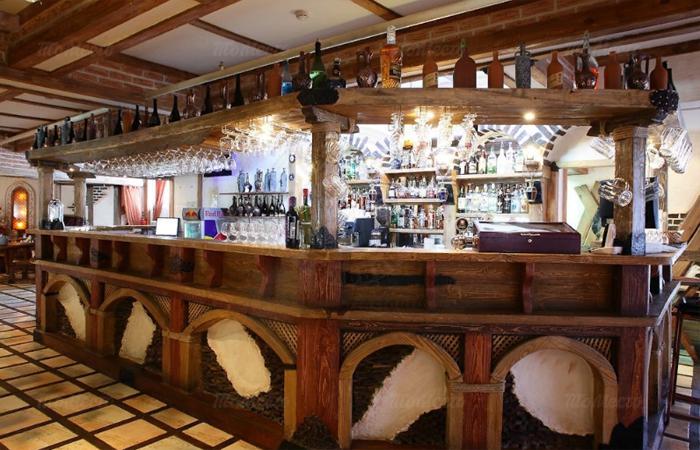restoran_bakinskij_bulvar_m_kutuzovskaya_photo8