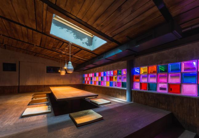 bar_neon_monkey_photo_4