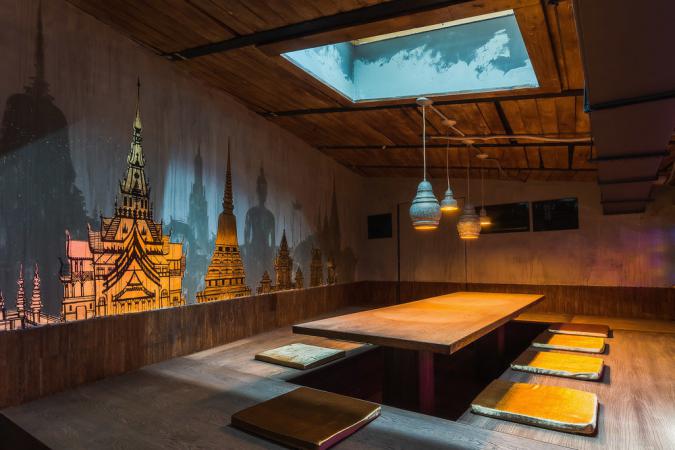 bar_neon_monkey_photo_2