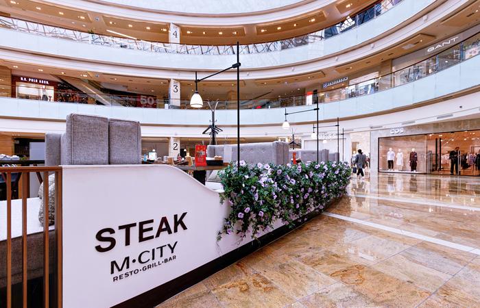 kafe_m_city_resto_grill_bar_photo3