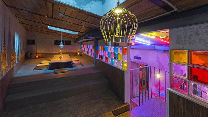 bar_neon_monkey_photo_8