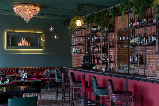 bar_vinnyj_bazar_tancy_photo1