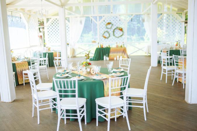 banketnyj_zal_svadebnaya_ploshchadka_dom_u_ozera_photo2